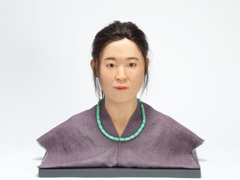 女性復顔像